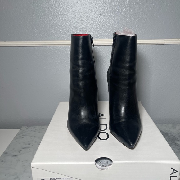 ALDO Sleek Black Ankle Booties - Picture 5 of 5